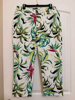 Chico's Cropped Pants White & Bright Pinks and Greens Floral Print Sz 2R (12R)